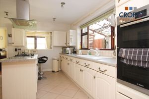 Kitchen - click for photo gallery